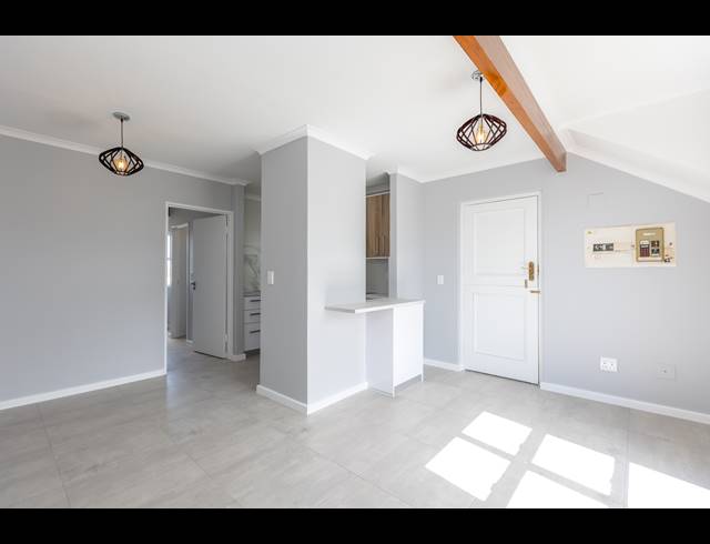 1 BEDROOM APARTMENT TO LET IN RONDEBOSCH EAST